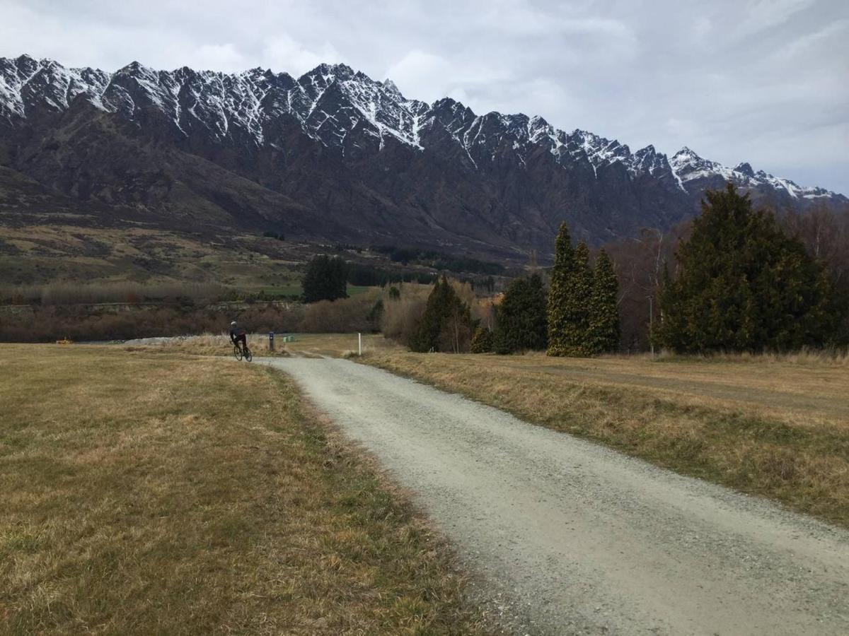 Riverside Retreat Hotel Queenstown Kültér fotó